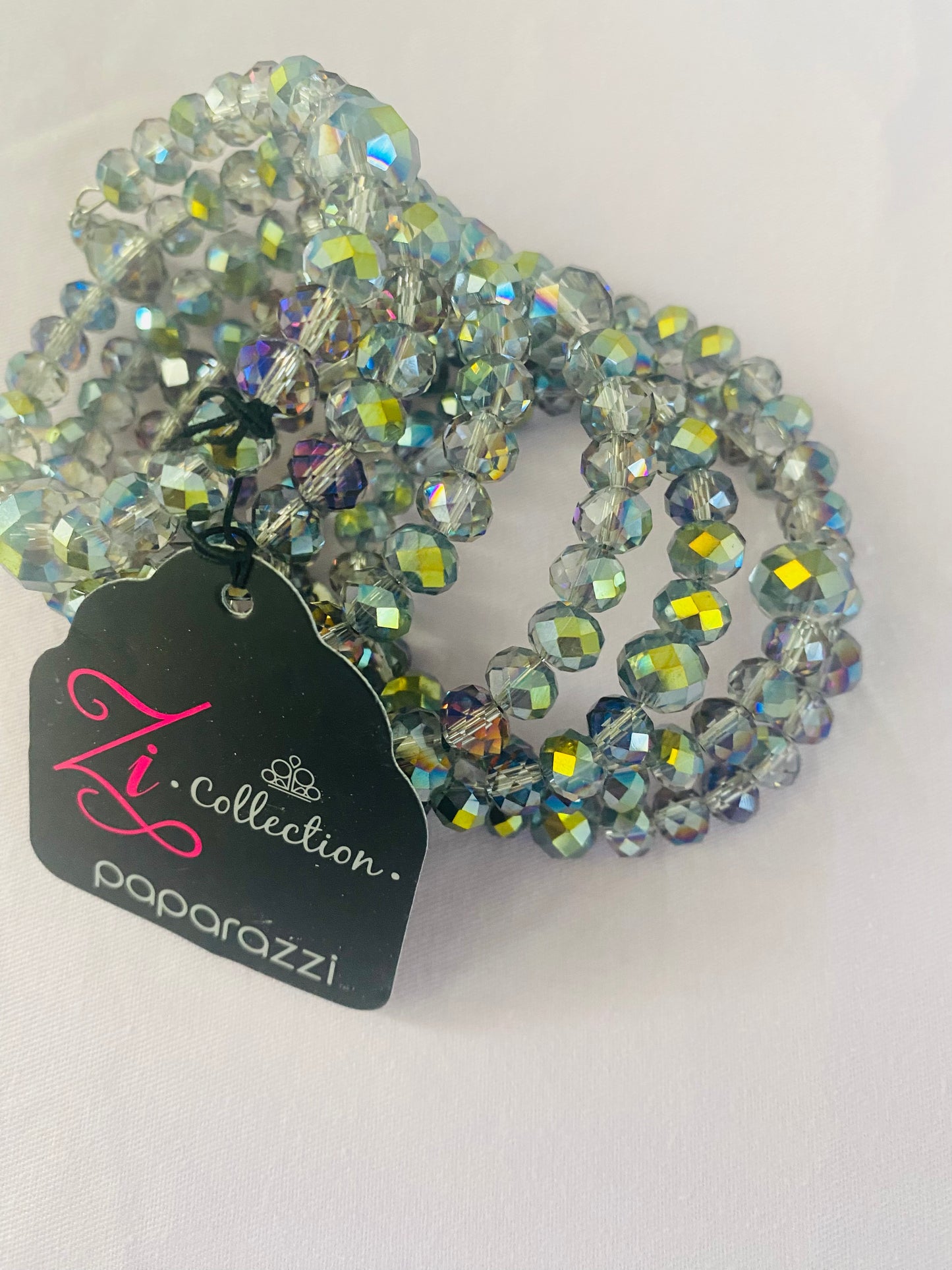 Paparazzi Inner Radiance - 2022 ZI Collection Bracelet Iridescent