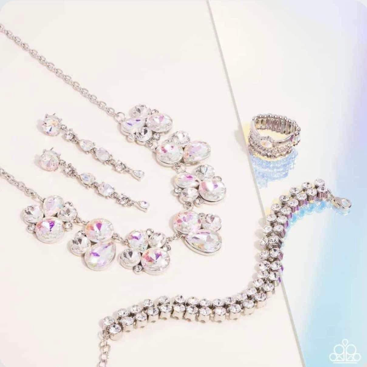 April 2024: Fiercely 5th Avenue - Complete Trend Blend