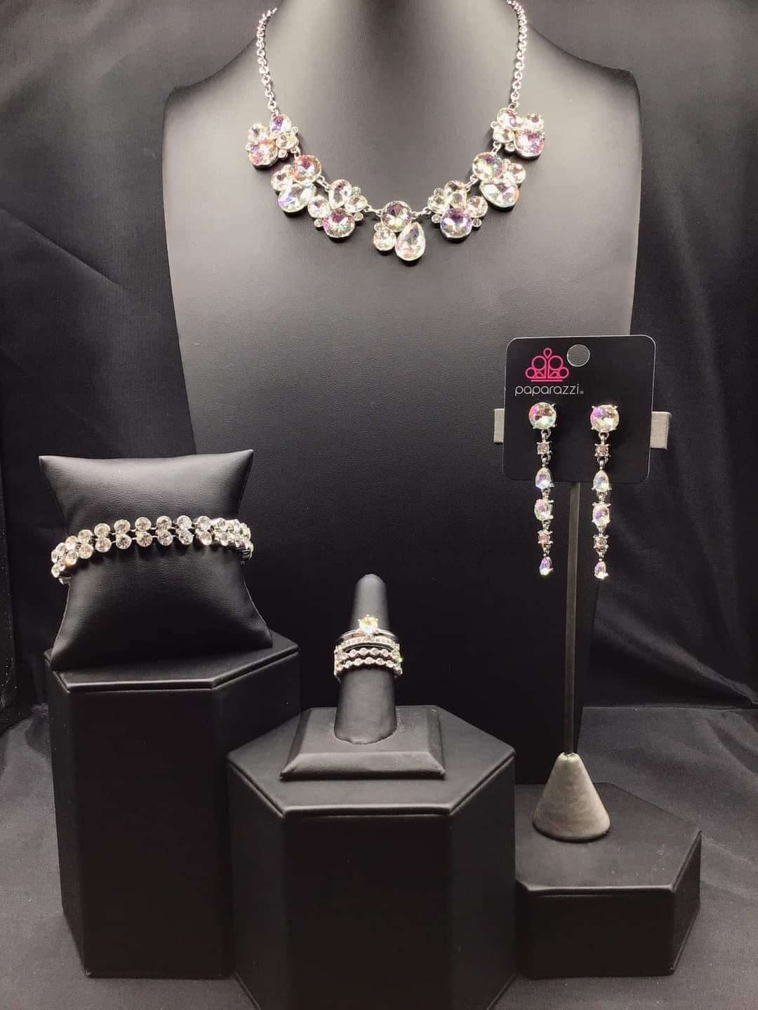 April 2024: Fiercely 5th Avenue - Complete Trend Blend