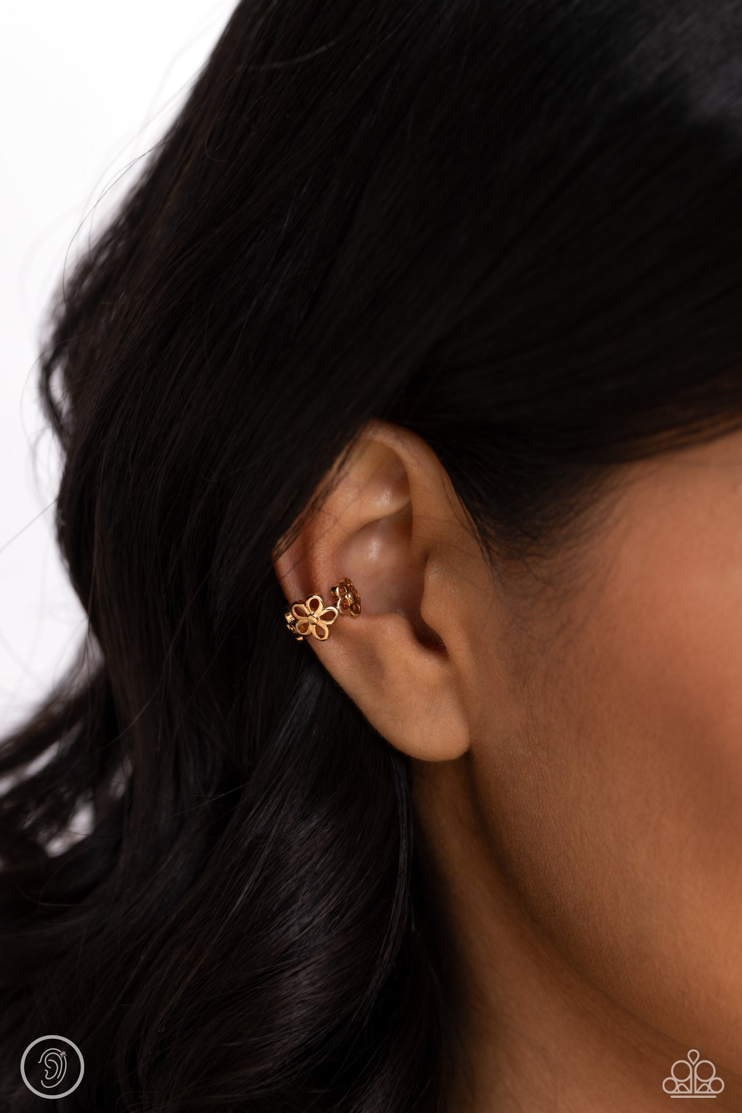 Daisy Debut - Gold Ear Cuff