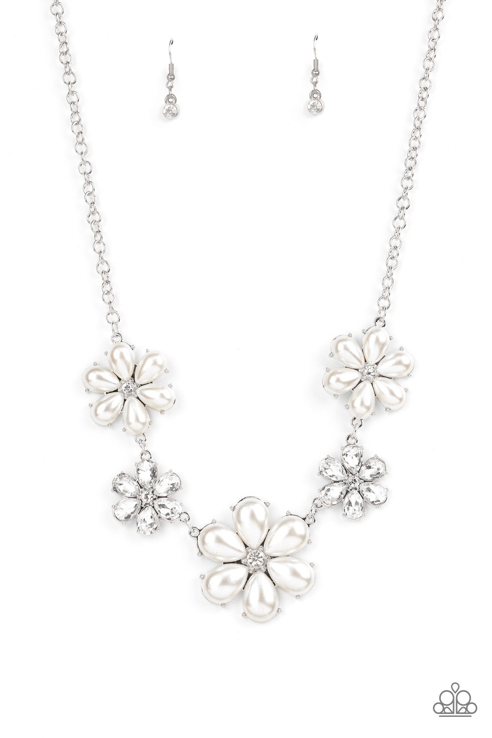 PAPARAZZI DECEMBER 2021 LIFE OF THE PARTY - Fiercely Flowering - WHITE