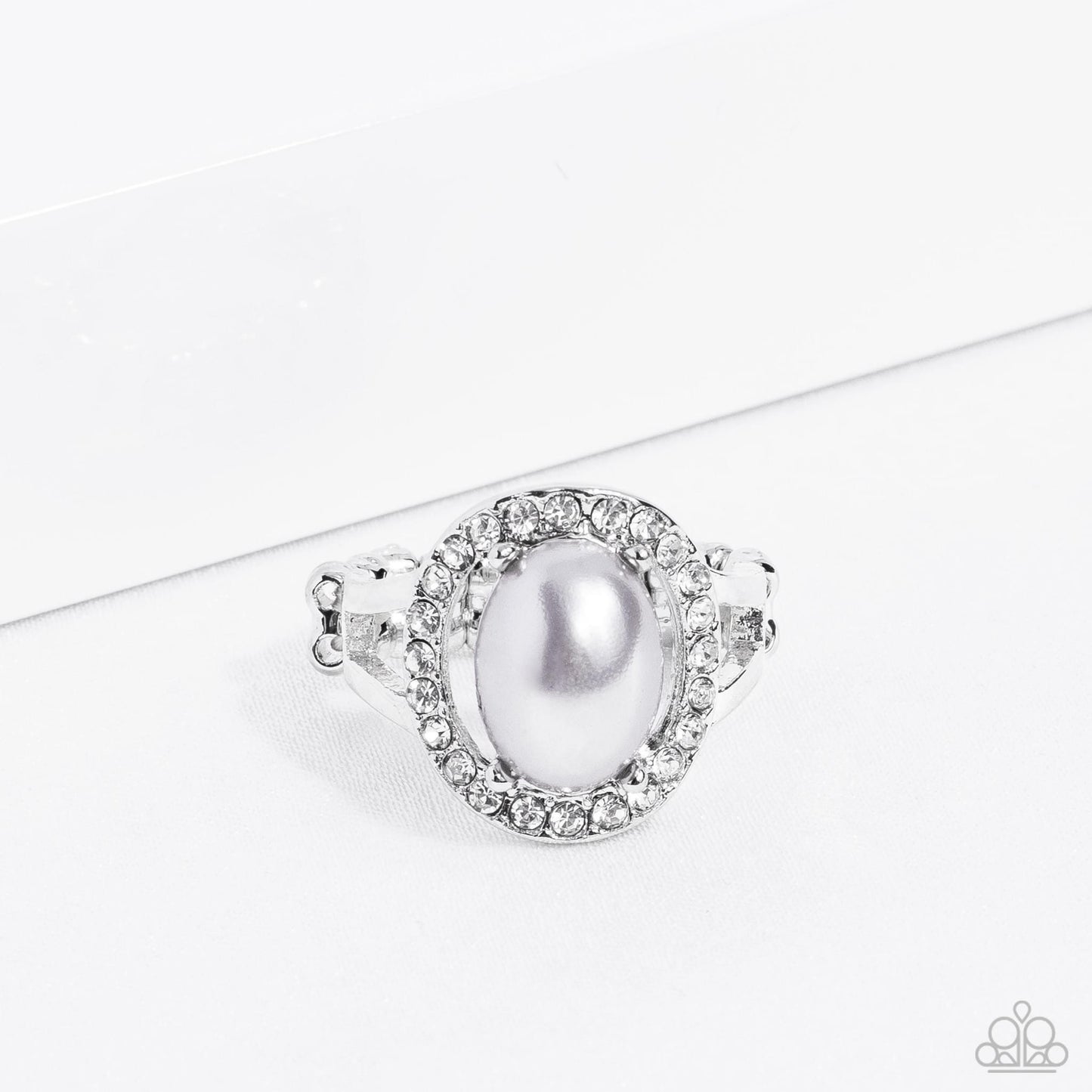 February 2023 Fashion Fix Exclusives