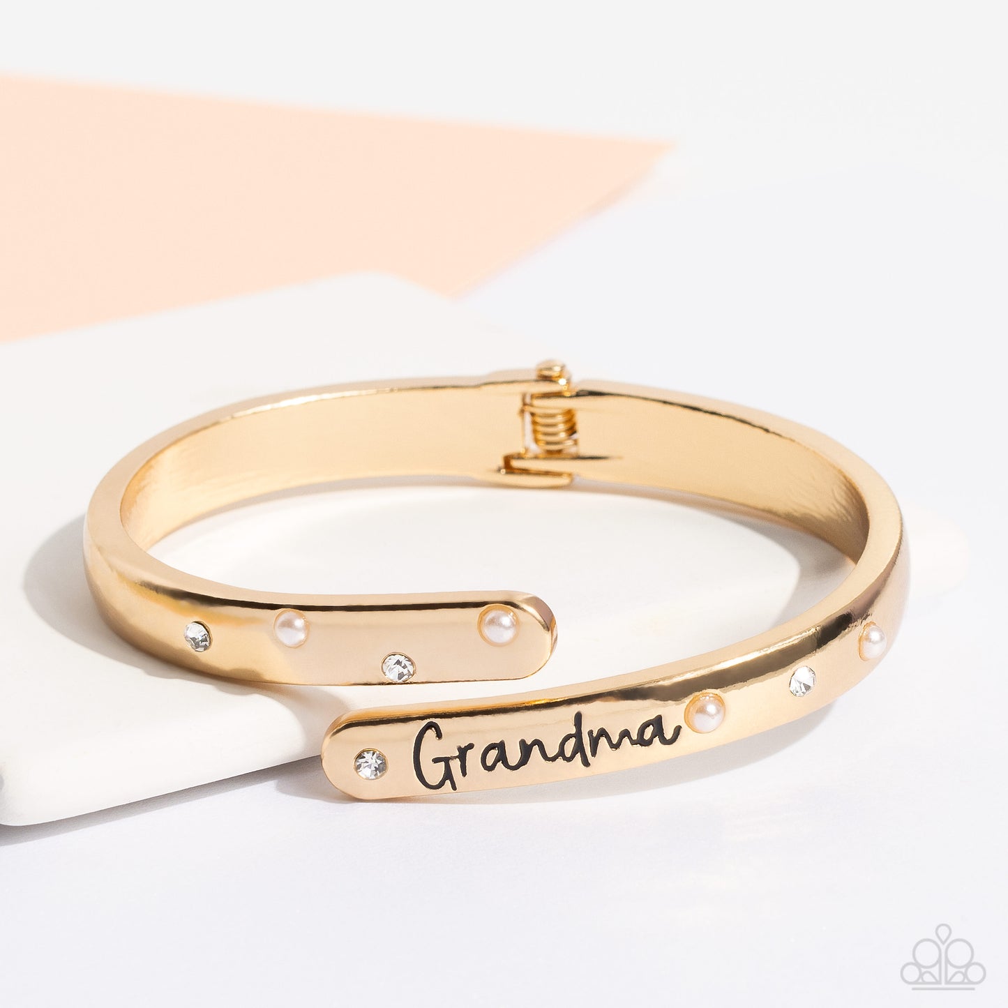 Gorgeous Grandma - Gold